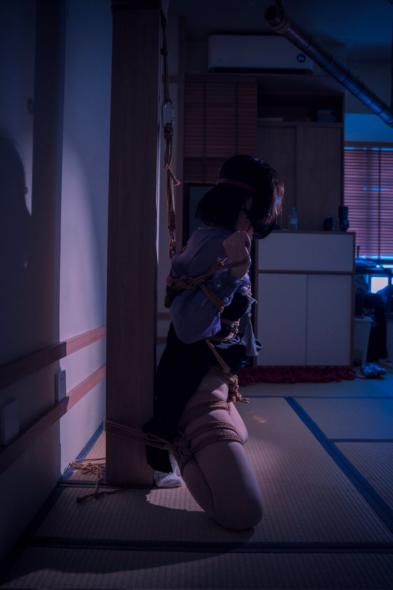 xiaoyu458's tweet photo. 我本可以忍受黑暗

🪢&amp;📷: @Dark_Blue_9 

#shibari #绳缚 https://t.co/6ZspPg0MaR