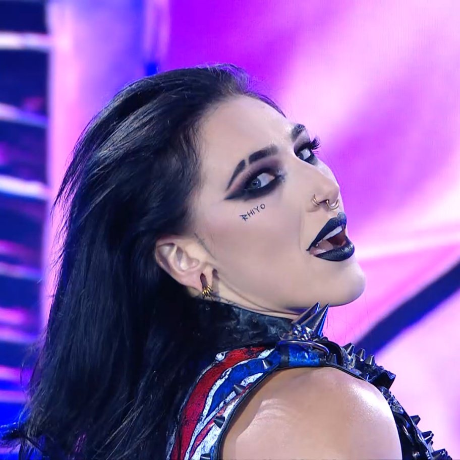HAYTERSRIPTIDE's tweet image. RHEA HAS ARRIVED