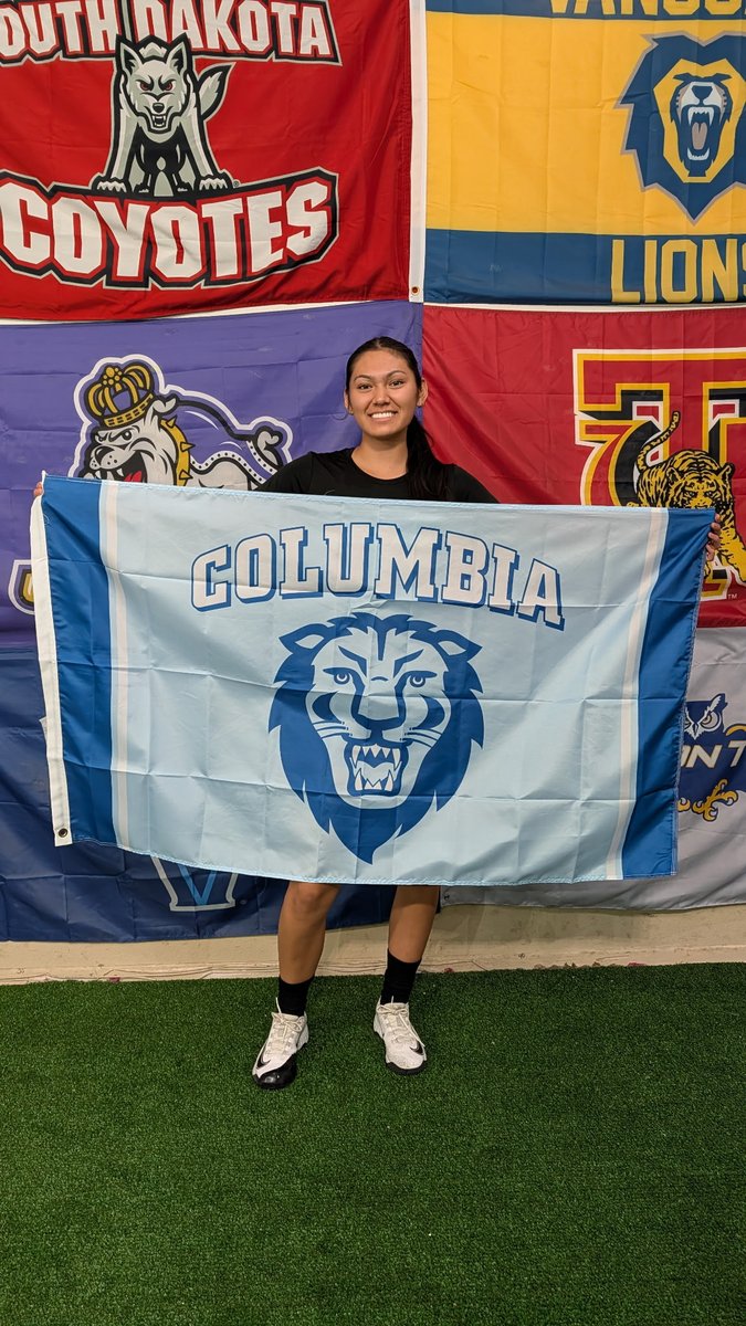 charchar2027's tweet photo. New addition at Kiley's!  @CULionsSoftball on top!!!  🦁🦁🦁 🩵 🤍💙 

@KileyMajeski 
@JenTeague24 @coachmaida @Coach_AndreaB https://t.co/fAftpHeY20