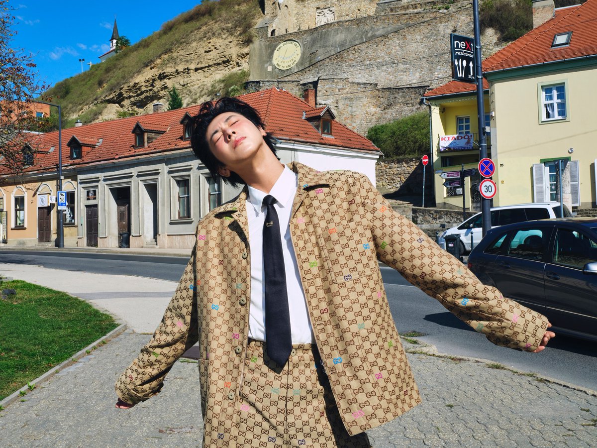 TVXQ's tweet image. U-KNOW 유노윤호 &apos;Body Language&apos; MV Teaser Images

U-KNOW 유노윤호 The 1st Album 【I-KNOW】
➫ 2025.11.05 6PM (KST) 

🕺Pre-Release &apos;Body Language&apos;
➫ 2025.10.13 6PM (KST) 

#UKNOW #유노윤호
#BodyLanguage #UKNOW_BodyLanguage
#IKNOW #UKNOW_IKNOW
#TVXQ! #동방신기 #東方神起