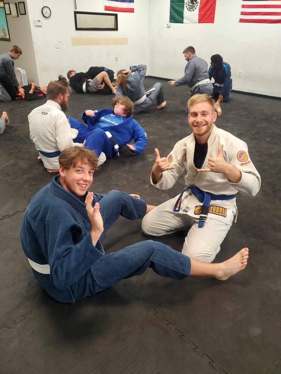 White belts are people too!

 open.substack.com/pub/kaizencomb…