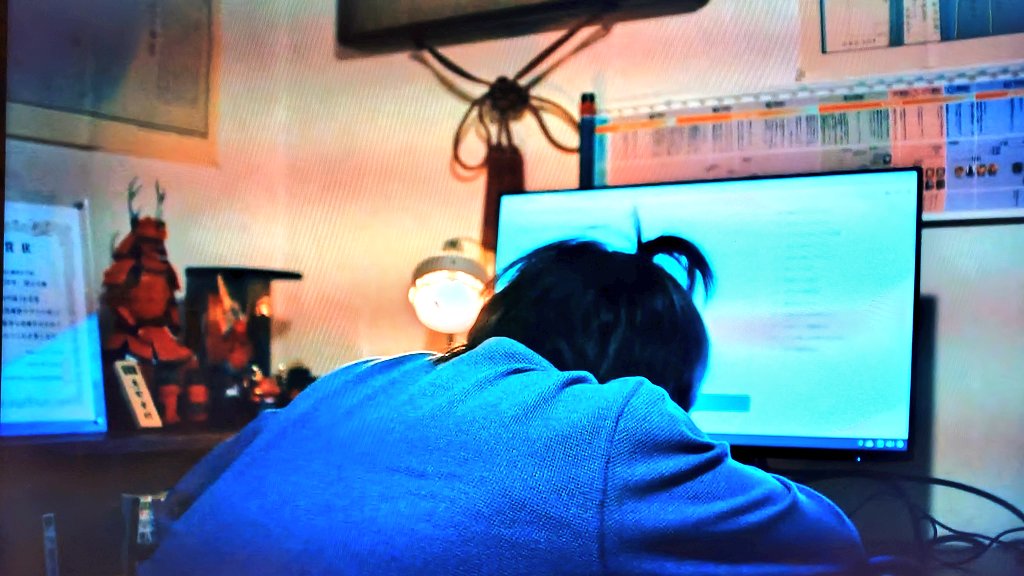 1105tanuki's tweet image. ちょんまげ、ニートだった
歴史が好きそうな部屋だった
子どもの頃の夢は見えないようになっていたオープニング
 #イイワル
 #森優作
