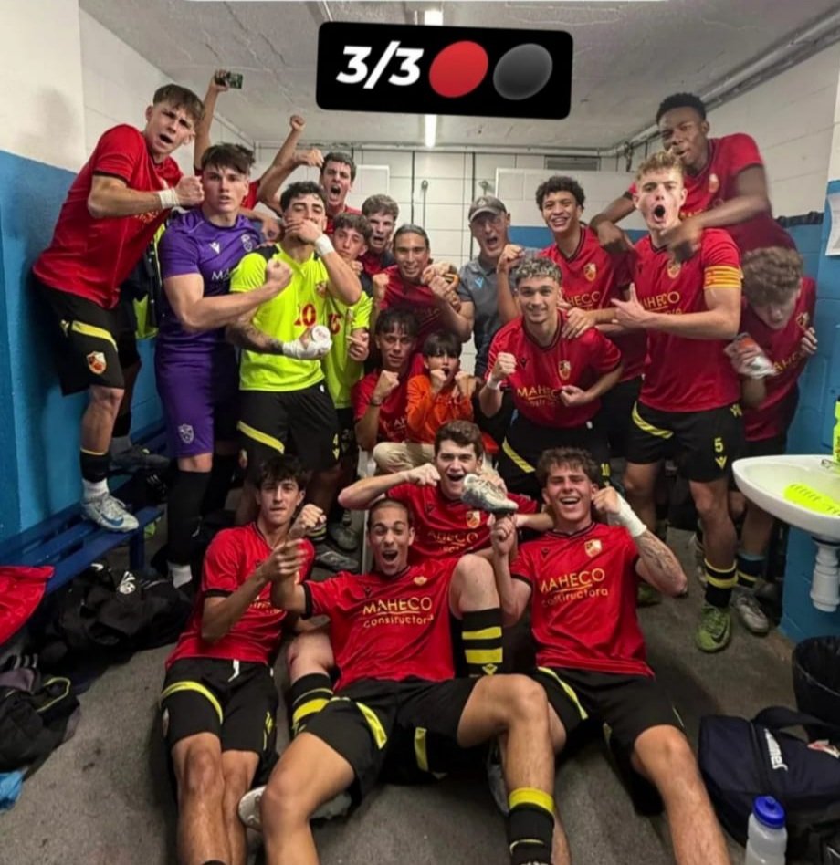danielmelou's tweet photo. El JA @RipolletCF sigue sumando de 3 en 3 partido muy trabajado en campo de un mítico como es el juvenil del @CEEuropa a seguir trabajando k esto acaba de empezar 9 de 9 y a por más #futbol #ripollet https://t.co/V7cBOI9g1Q