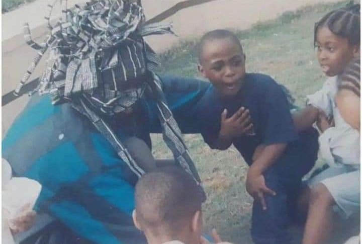 Yorubaness's tweet photo. Throwback Photo of Lagbaja and Davido https://t.co/1ksklqKmMk