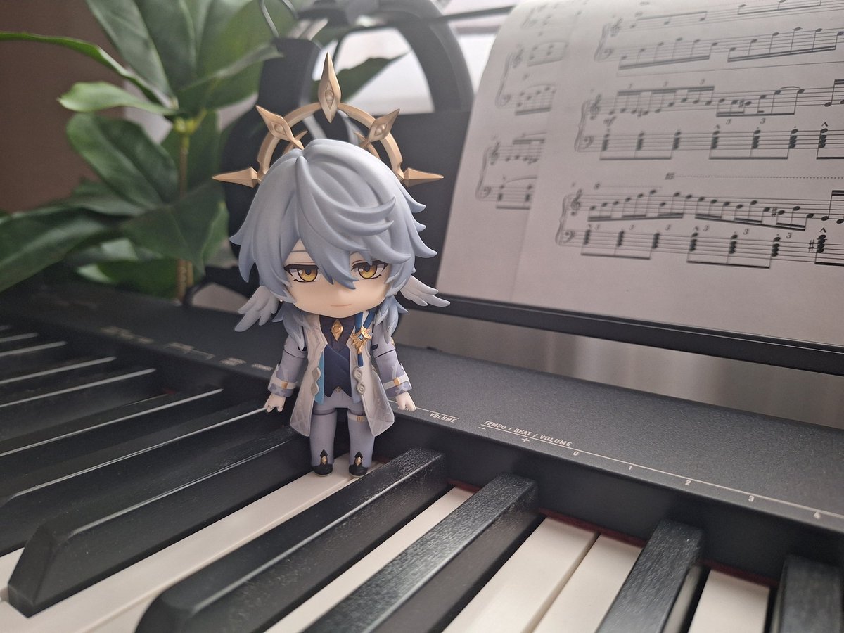 solisrealm's tweet image. Finally, I&apos;m a proud Sunday nendo haver too 😭❤️ 

#SundayHSR