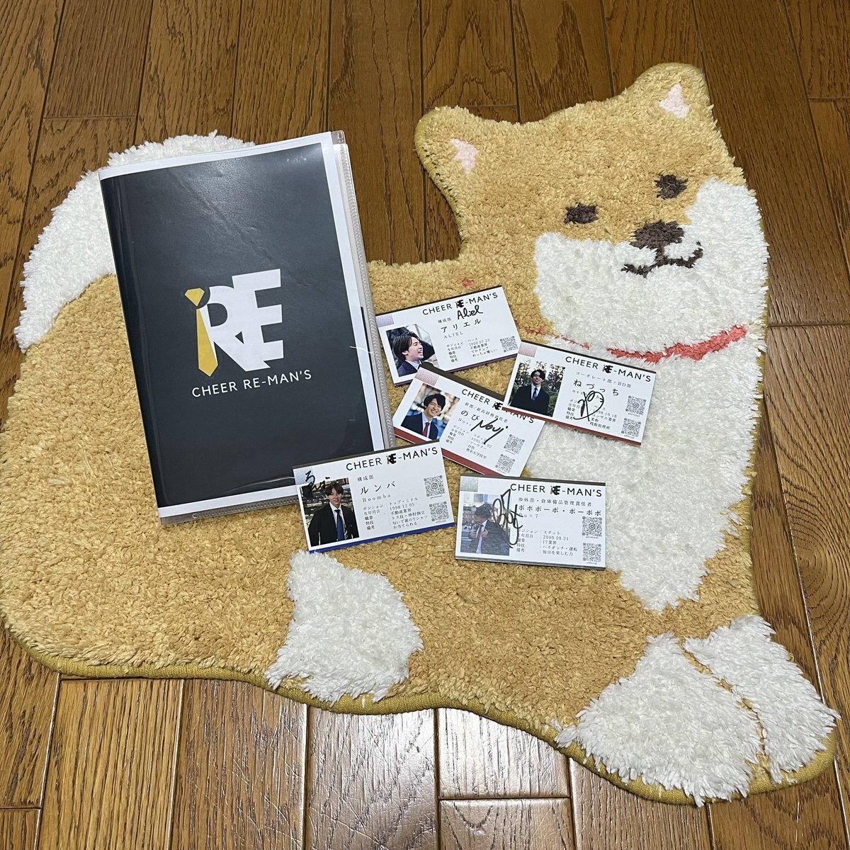 PON_JS's tweet photo. チアリーマンズ見てきた✨
雨の中名刺交換対応していただいてありがとうございます🫶
どうやらチアリーマンズのロゴシール貼ったサインペンを落としてしまったようです💦拾った方、大切に使ってください‼︎
帰りに食べた世界一おいしいコーヒーゼリーうまっ！！！
#チアリーマンズ https://t.co/HlK9k1ZbZ2