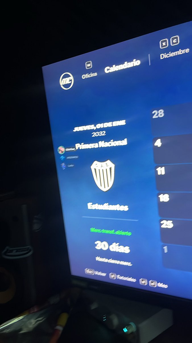 ArgenModFC's tweet image. Aprovado el modo carrera, jugue 8 temporadas y no pude ascender, ya me parezco a @Frank_Wolf28