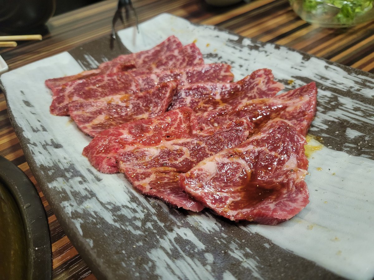 久しぶりにみんなで焼き肉🤤💗
ここ数日稼働内容良かったのに下振れまくり🥲
もちろん競馬も負けまくり🥲ｼﾇ
明日はとりあえずゆっくり寝るゾ♪-40k