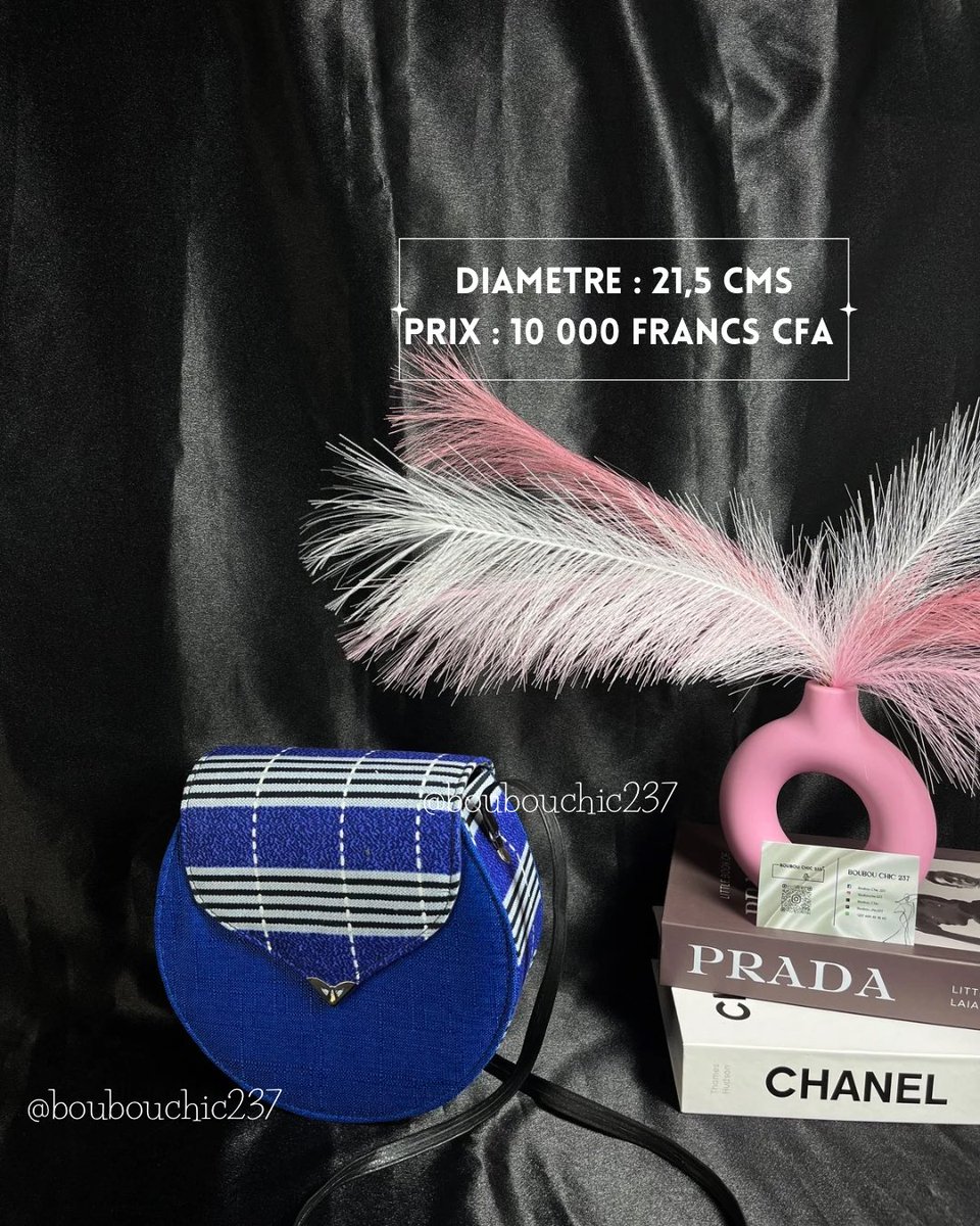 Boubou_Chic's tweet photo. Découvrez les sacs Afritude ! Tissus éco, ultra-colorés, chic absolu ! ✨ 
✨Disponible  à Yaoundé, Cameroun et expédition dans les autres villes. 
📲 Commandez whatsapp : +237659424262 

#sacs #afritude #camerountiktok🇨🇲 #237 #styleafricain #sacafricain #sacafritude #cameroon https://t.co/dW8C8beiWh