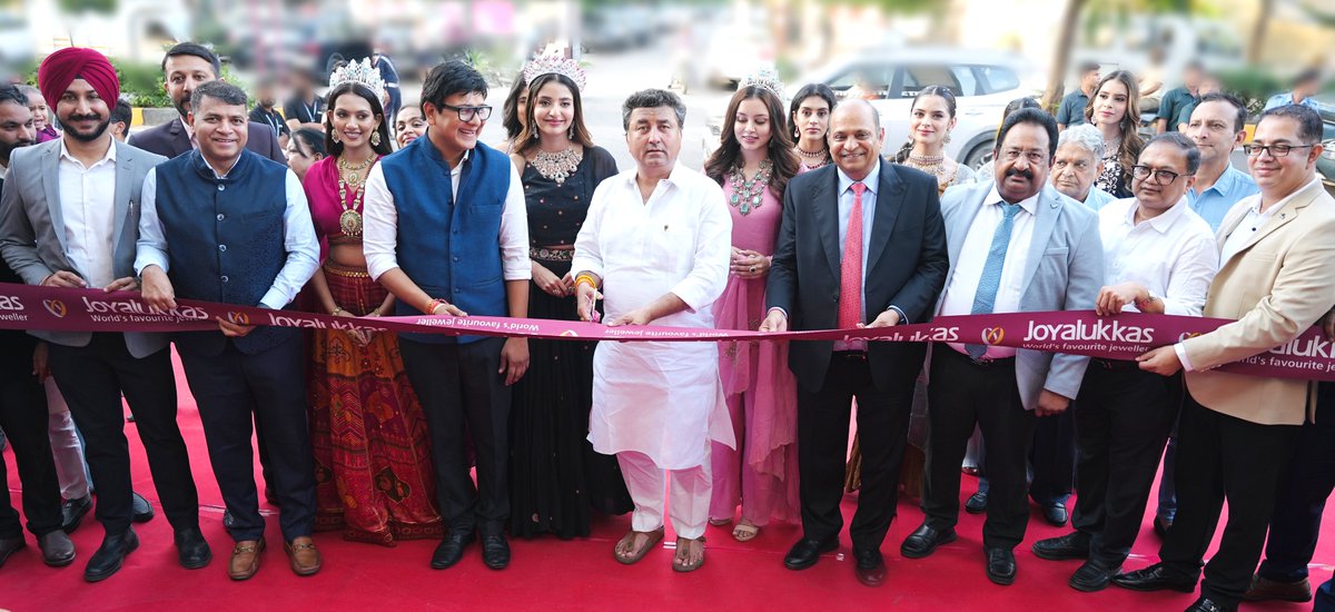 Joyalukkas tweet media