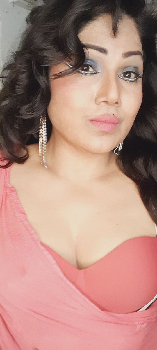 BEAUTY WITH HOTNESS 🔥♥️😍😘