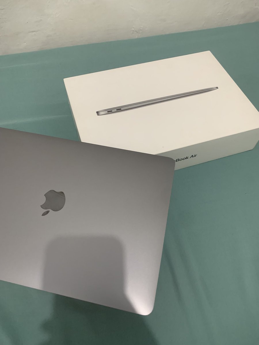 dinonarull's tweet photo. saving for months, and i finally bought my own macbook with my own money❤️ https://t.co/7XNYKJUHgs