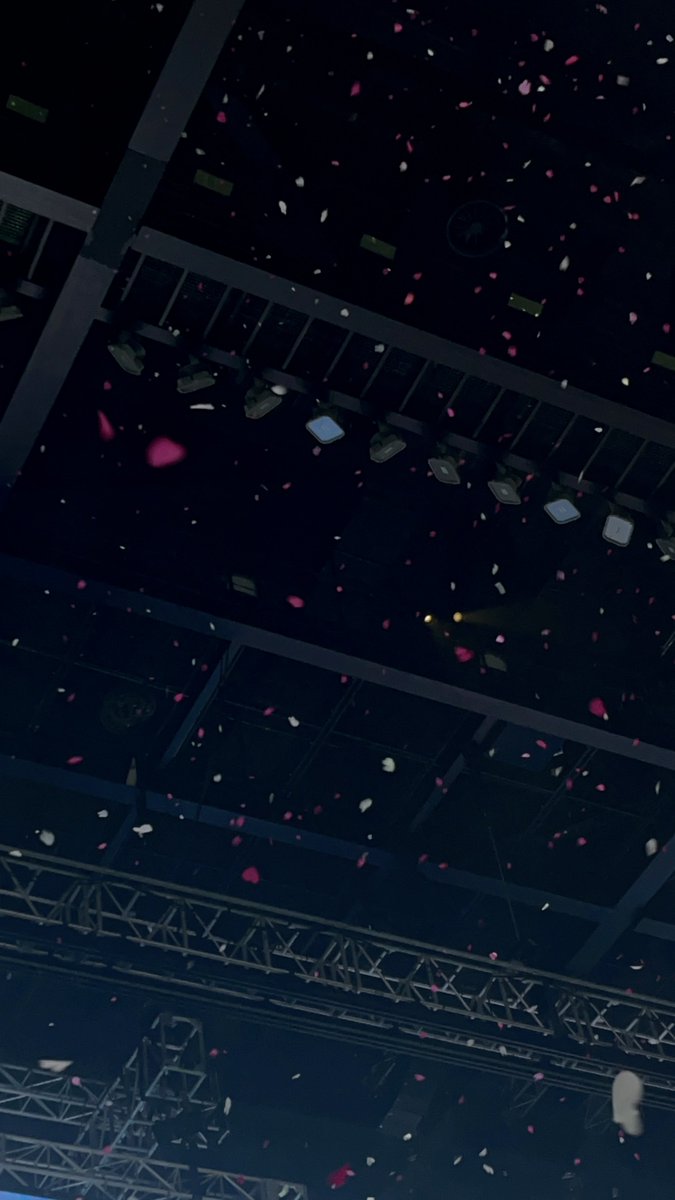 DoDangO2OI's tweet image. 🩷🤍