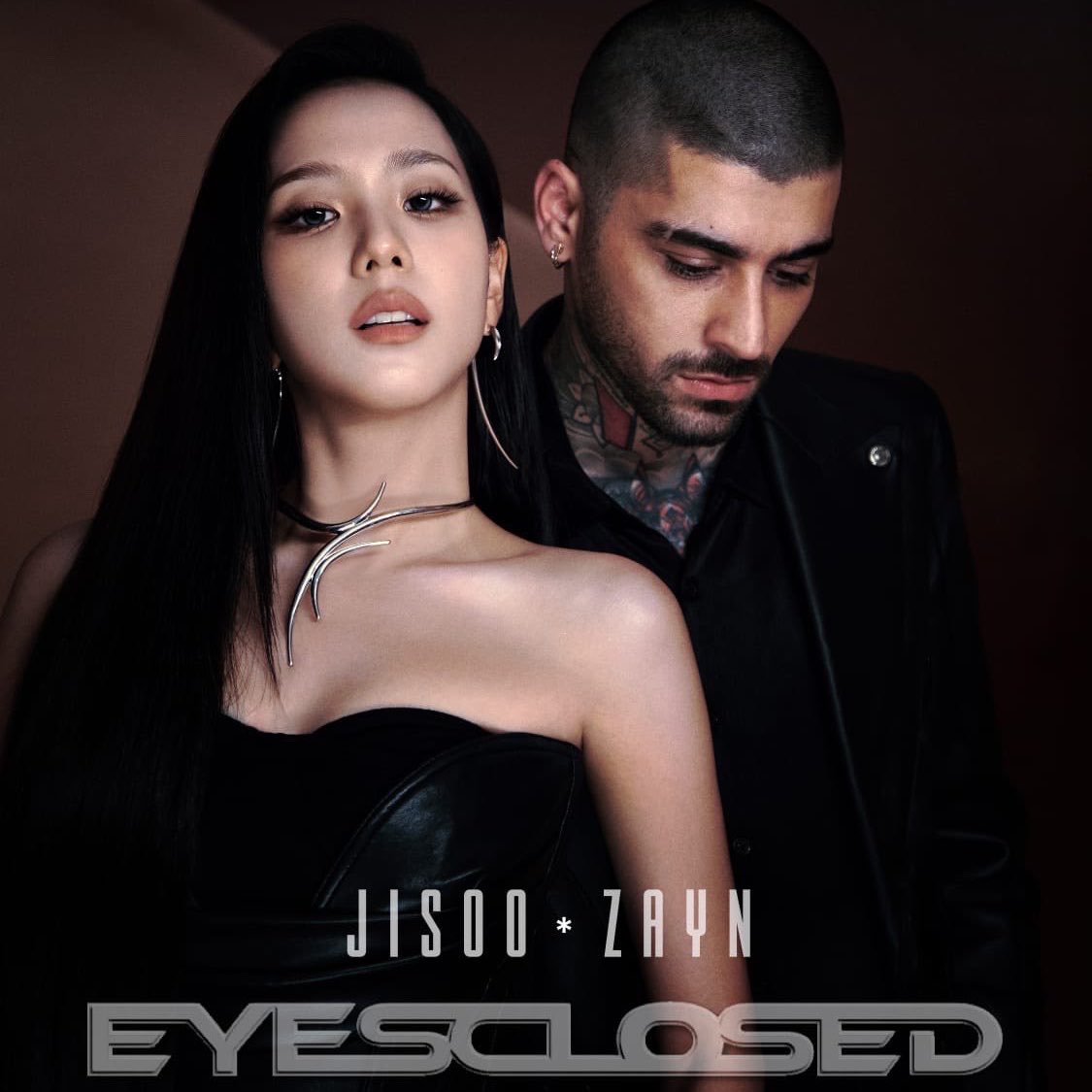 chartdata's tweet image. #JISOO and @zaynmalik&apos;s &quot;EYES CLOSED&quot; debuts at #21 on the global Spotify chart with 3.258 million streams, the top new entry.