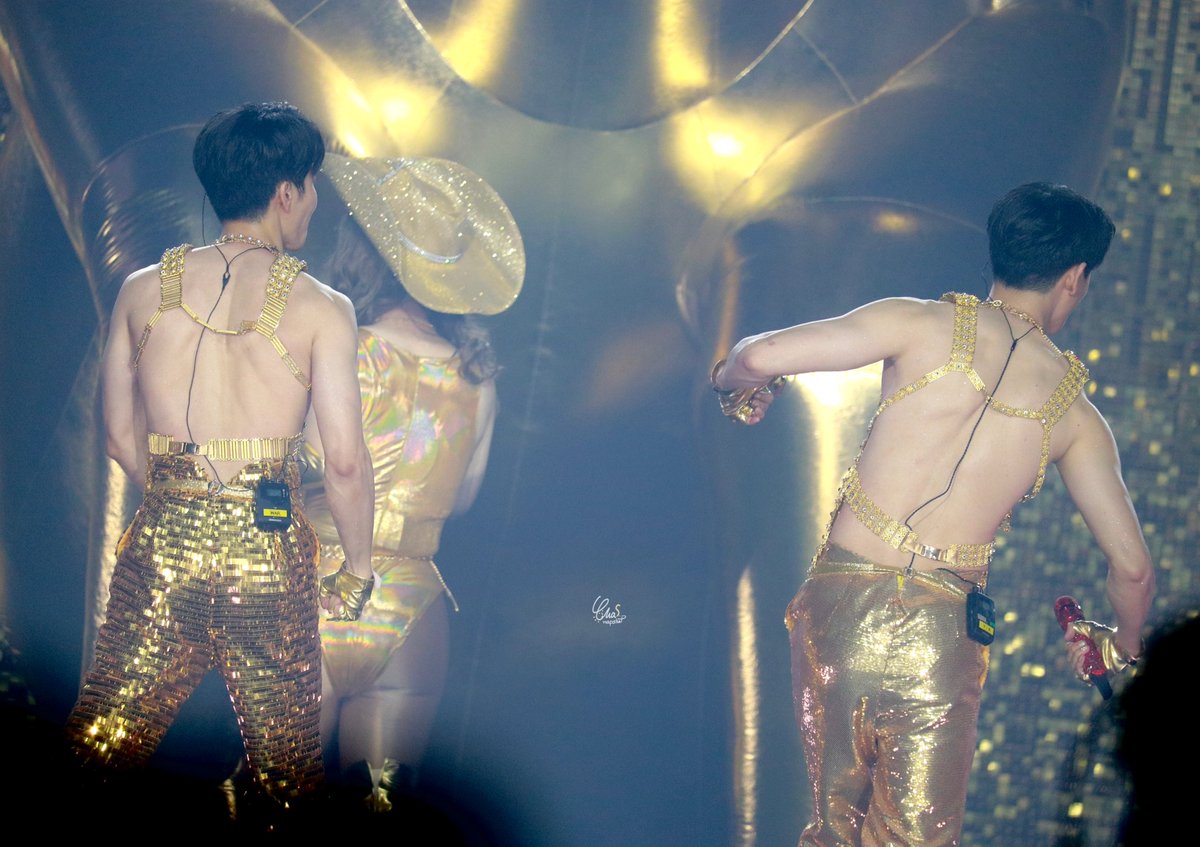 หยิ่นวอร์นำหนึ่งก้าวเสมอ เวทีต่อไปนักเพราะกาย 5555555555555555555555556666665555555555555555555555555555555555หยุด!!!! 

#ดอกนีออนรอรักมื้อแรก
YINWAR CONCERT DAY1 
#หยิ่นวอร์ #yinyin_anw <a href="/yinyin_anw/">Yinyin</a> #warwanarat <a href="/warwanarat/">ว</a>