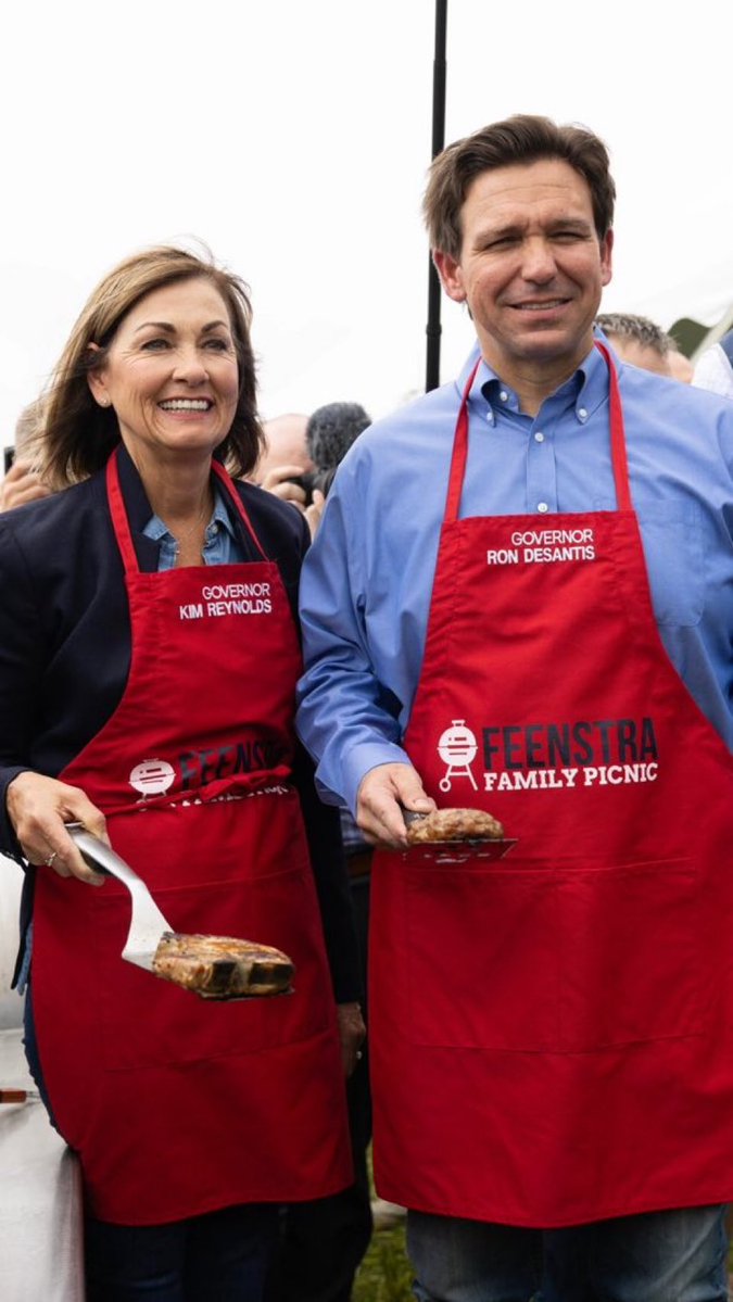 CryptidPolitics's tweet image. I will always appreciate @KimReynoldsIA for standing with @RonDeSantis when he needed her most.