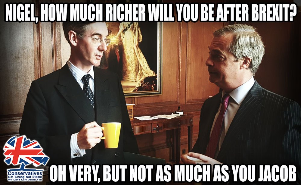 yipmann82's tweet image. Traitors, Liars and Crooks who live abroad and hold foreign passports but play the flagshagging card! First with UKIP then #BREXIT Party now @reformparty_uk but MSM has been giving them a platform to spread their bollocks for years! #ReformUK #NathanGill