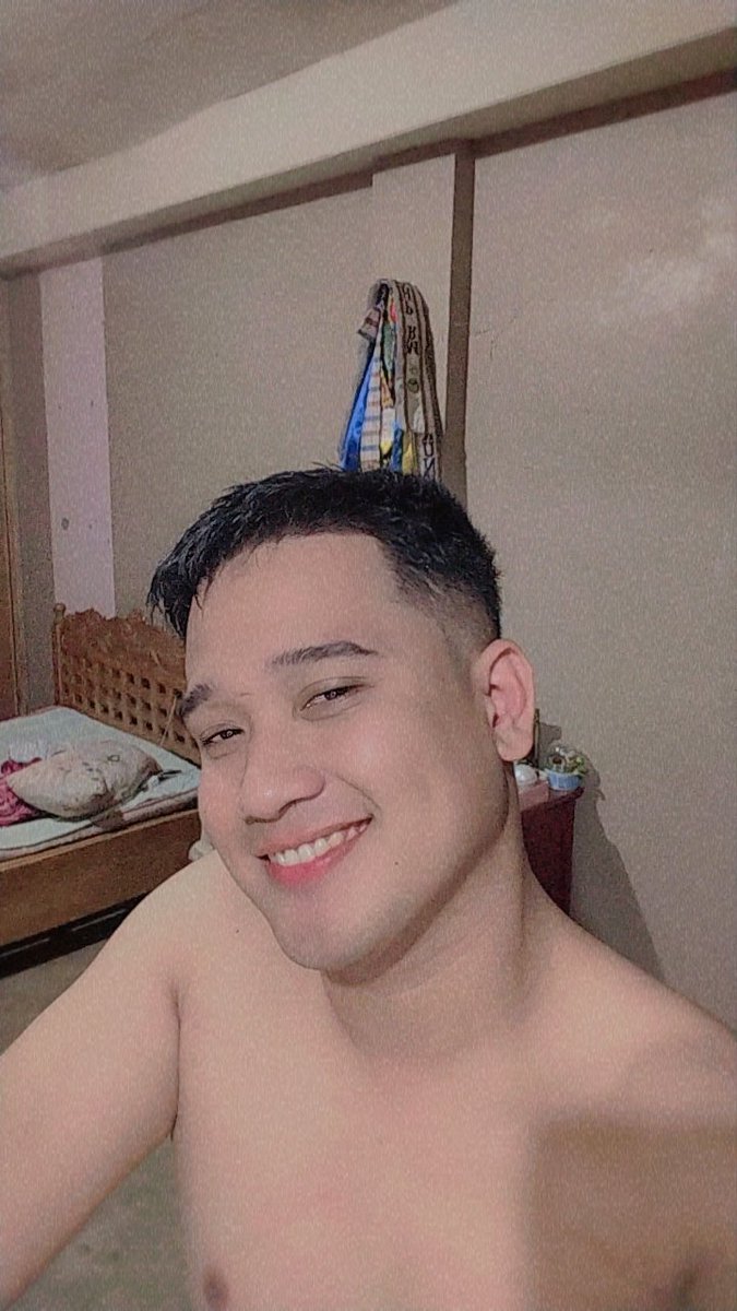 KuyaJam1's tweet photo. Good night https://t.co/d2UHScZ2XD