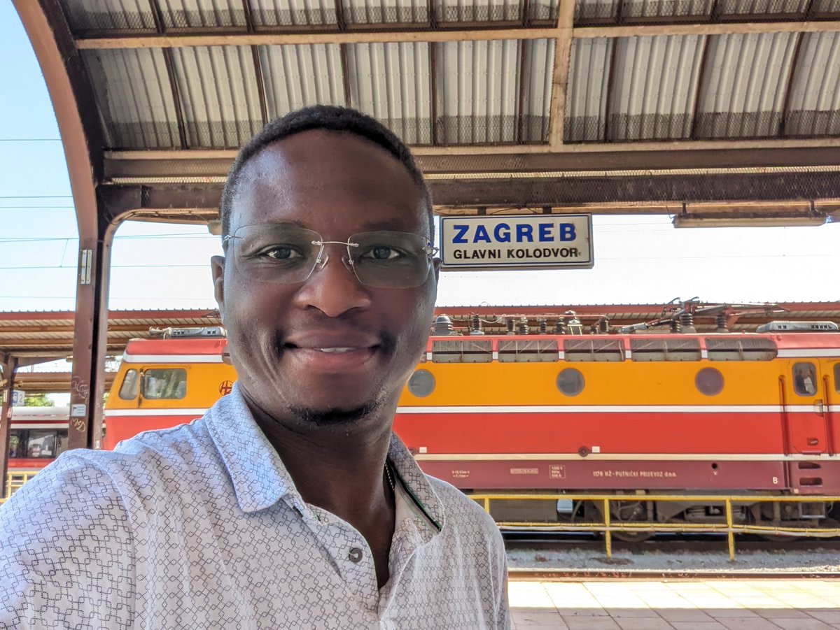 Ojo_CHEM's tweet photo. The chemistry of travel or the travel of chemistry 🧪⚗️😎🤪🤣😜👍

#Zagreb #Croatia #ex-yugoslavia https://t.co/1dqQk9gKyK