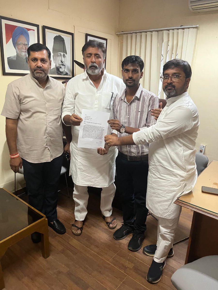 One Time Settlement ForAll Railway 
#Apprentices 
परन्तु रेलवे ग्रुप डी में 1.50,000पोस्ट रिक्त है उस पर विचार कीजिए <a href="/AshwiniVaishnaw/">Ashwini Vaishnaw</a> जी 32000 पोस्ट देकर रेलवे को कैसे अच्छे से चला सकते है <a href="/PMOIndia/">PMO India</a> <a href="/AIRAAAOFFICIAL/">All India Railway Act Apprentice Association</a> <a href="/ShivaGopalMish1/">Shiva Gopal Mishra</a>
<a href="/RailwayNorthern/">Northern Railway</a> <a href="/HansrajMeena/">Hansraj Meena</a> <a href="/ShuklaAkhilesh_/">Akhilesh Shukla</a>