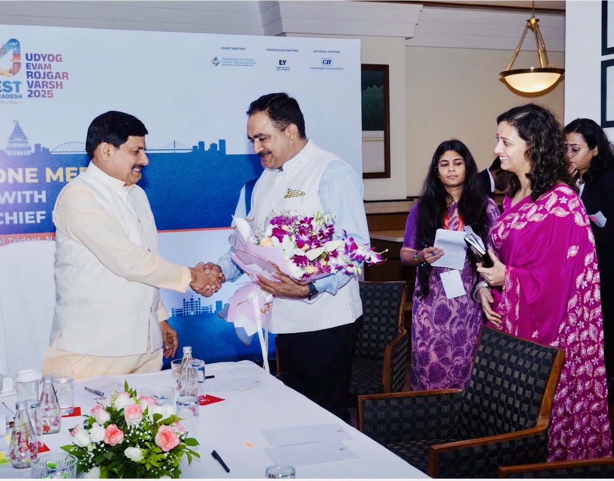 rkswami's tweet photo. Great pleasure meeting with Honourable Chief Minister @DrMohanYadav51 ji and quite satisfying to see the commitment for growth and partnership with industry.
Looking forward to our stronger partnership in MP
@GodrejIndGroup 
@nehakarnik https://t.co/QDrcYsXiqW