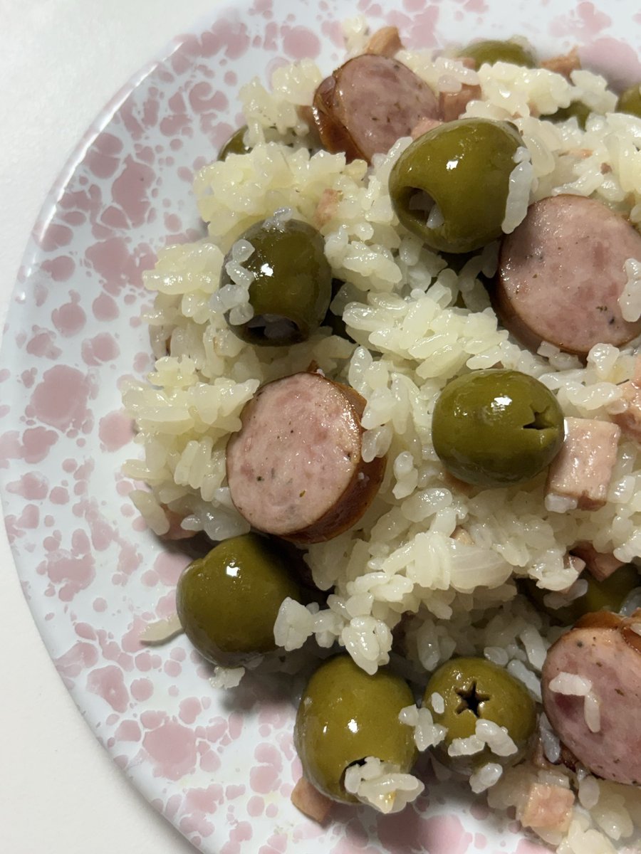 올리브솥밥 해먹었고 너무 맛있어서 기절하는 중;;;;;