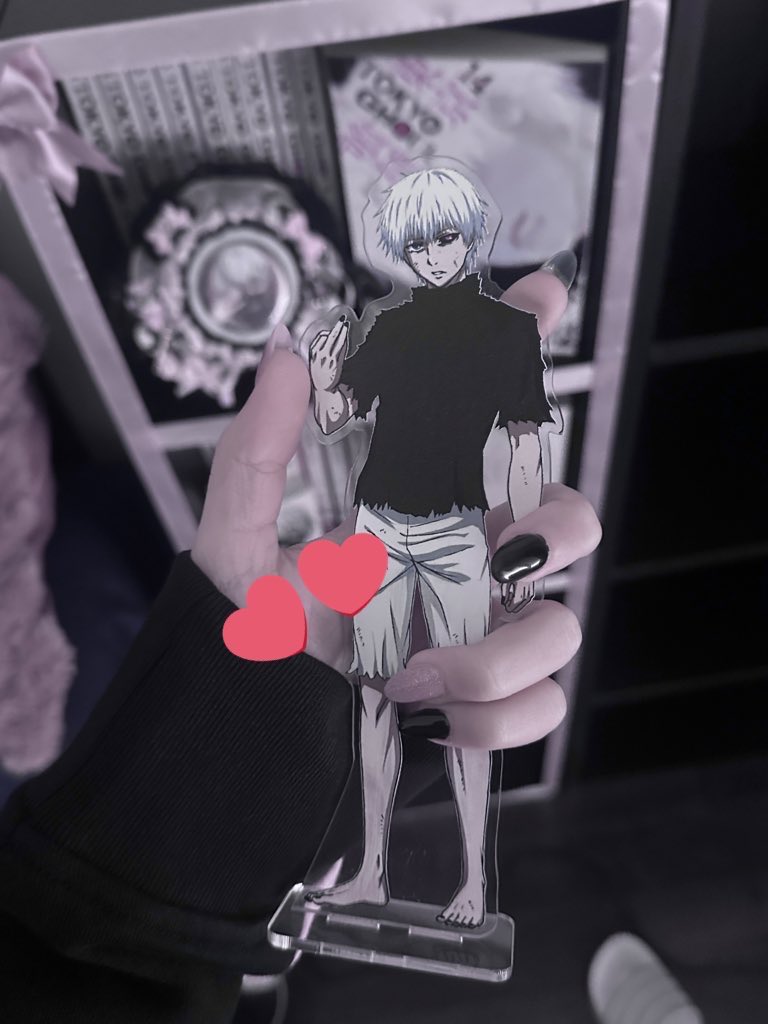 jirairay's tweet image. i love holding kaneki,, he’s so tiny and cute
(*´꒳`*)
#TokyoGhoul #oshikatsu
#金木研 #riakotwt #kenkaneki