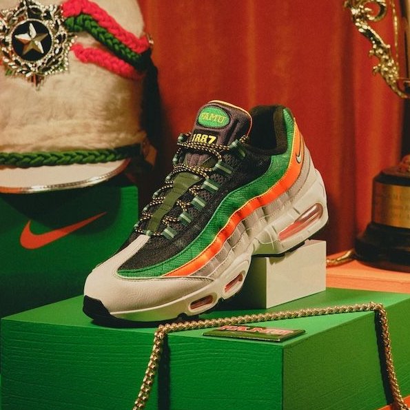 EldenMonitors's tweet image. Direct link for the Yardrunners Big Bubble Air max 95 Pack:

ATR
Morehouse: alltheright.sjv.io/e1zXM1
Norfolk: alltheright.sjv.io/19xBLD
Spelman: alltheright.sjv.io/JKnX02
FAMU: alltheright.sjv.io/09qo7O #ad 

Hibbett:
Morehouse: eldenmonitors.com/url/NUrCN8bd
Norfolk State:…