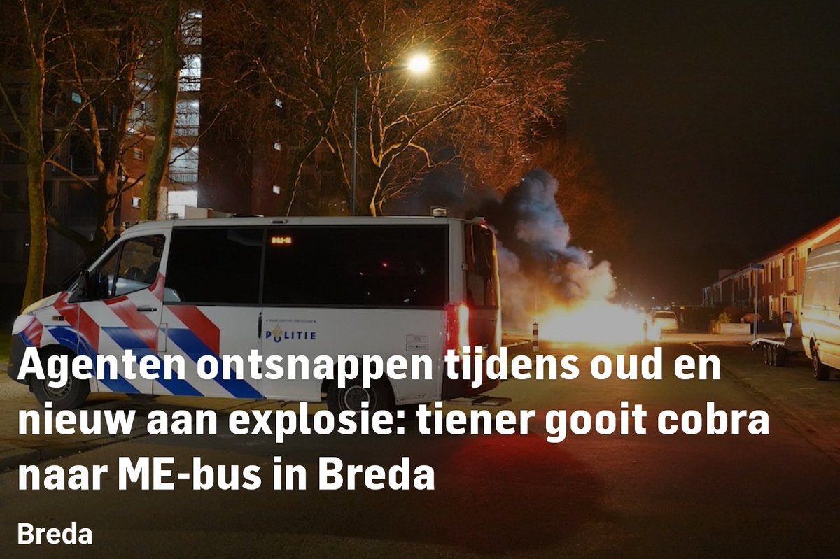 maartenbrink's tweet photo. Agenten ontsnappen tijdens oud en nieuw aan explosie: tiener gooit #cobra naar ME-bus in Breda.

https://t.co/vJYVyB4qAl
#breda #me #jaarwisseling #explosief https://t.co/3L34Ixx41J