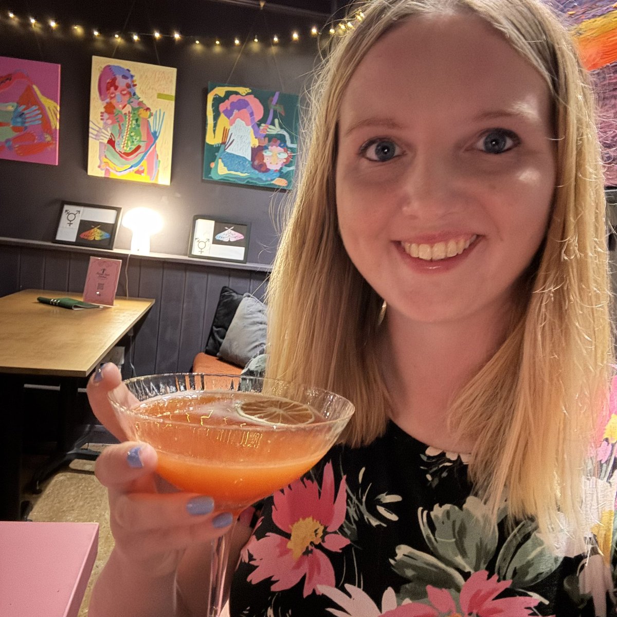 charliersmith1's tweet image. 5 months ago, I tried to end my life. I was at rock bottom and didn’t think things would ever get better…

Well, I’m so glad to say I was wrong, and today I’m still here, celebrating my 32nd birthday 😊