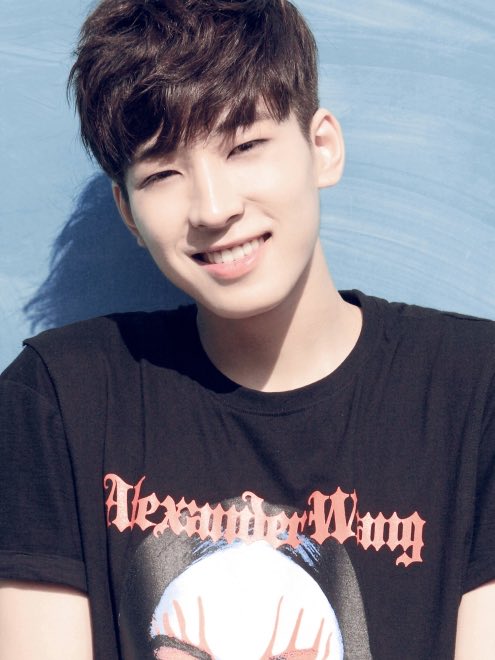 hi_sol717's tweet image. 뽀둥원우 보자구요 •.• 
사랑스러움 말랑콩떡 그잡채 🫶🏻
아가원우 너무 기여움. 미침.

#WONWOO #원우 #전원우
#ウォヌ #全圆佑 #세븐틴 #SEVENTEEN