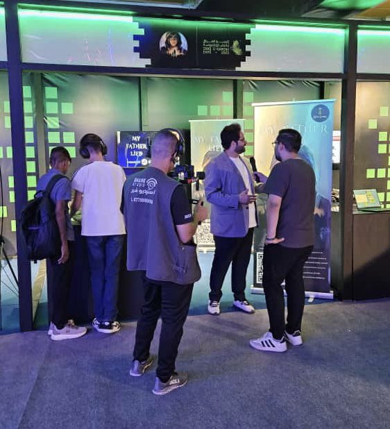 LunarGamesUruk's tweet image. I knew this suit jacket will come in handy

#indiedev #gameexpo #devlog #gamedev