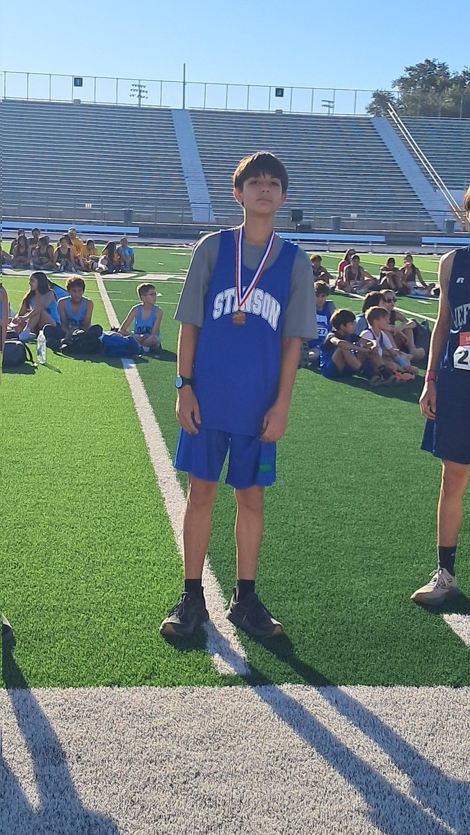 CoachLoRo's tweet photo. Congratulations to our boys cross country team. They got third place as a team, and one individual placed 7th! Woo hoo!!! @NISDStinson @StinsonPTA #skyhawkpride #stinsonmiddleschool https://t.co/zu5WWZ8sW9