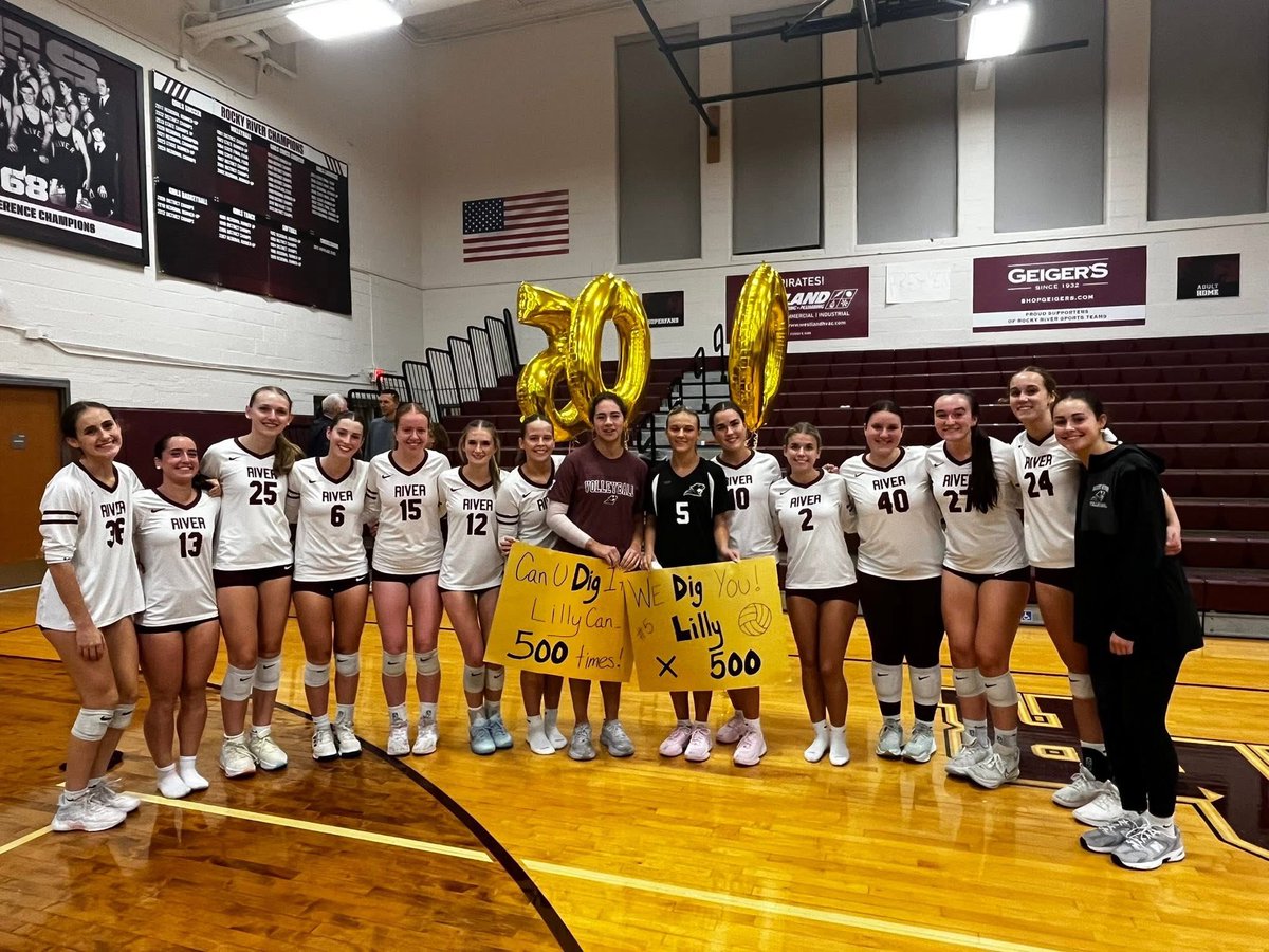 Congratulations to senior <a href="/LillyCupp/">Lilly Cupp</a> for getting her 500th career dig!!!! What an amazing accomplishment! We are so proud of you!!! <a href="/rrhsvball/">@rrhs_vb</a> <a href="/rrhsBN/">Rocky River Broadcasting Network</a> <a href="/RrCitySchools/">Rocky River City Schools</a> <a href="/RiverSuperFans/">Super Fans</a>