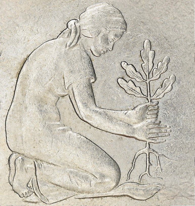 ⚡️Flashback
Wer erkennt hier auf Anhieb
noch dieses Relief? 🙂