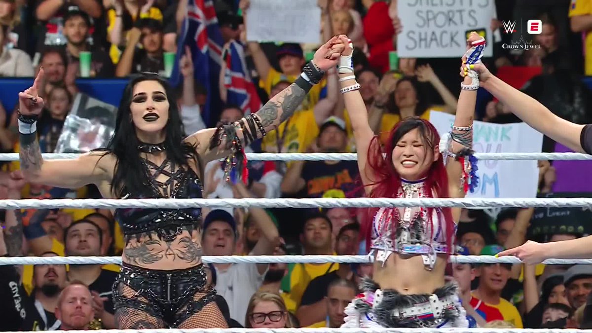 espnW's tweet image. RHEA RIPLEY AND IYO SKY GET THE WIN IN PERTH 🙌
Stream #CrownJewel LIVE on the ESPN App ➡️ spr.ly/6013AQA9x