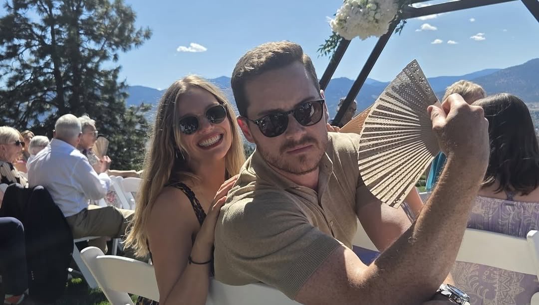 The sweetest. 💙

Photo credit: Tracy Spiridakos on Instagram