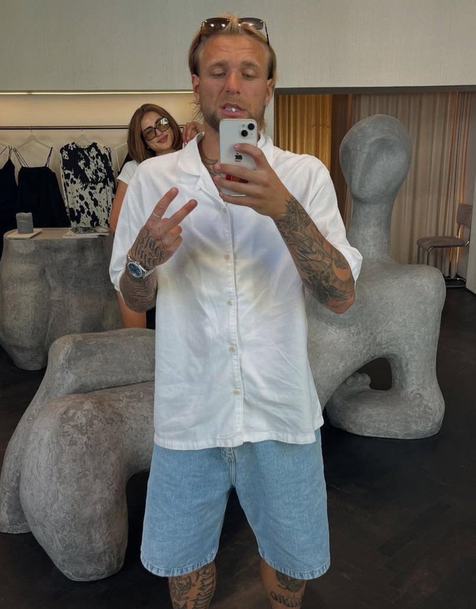 maruvihane's tweet image. jest czy nie jest sabotażystą, wyjebcie go, wkurwia mnie #sabotażysta4