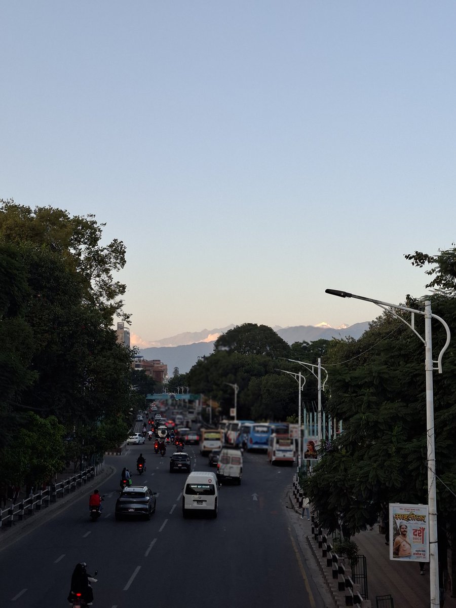 anssshka's tweet image. bihar bata mt everest spotted guys 😱😱😱😱😱😱