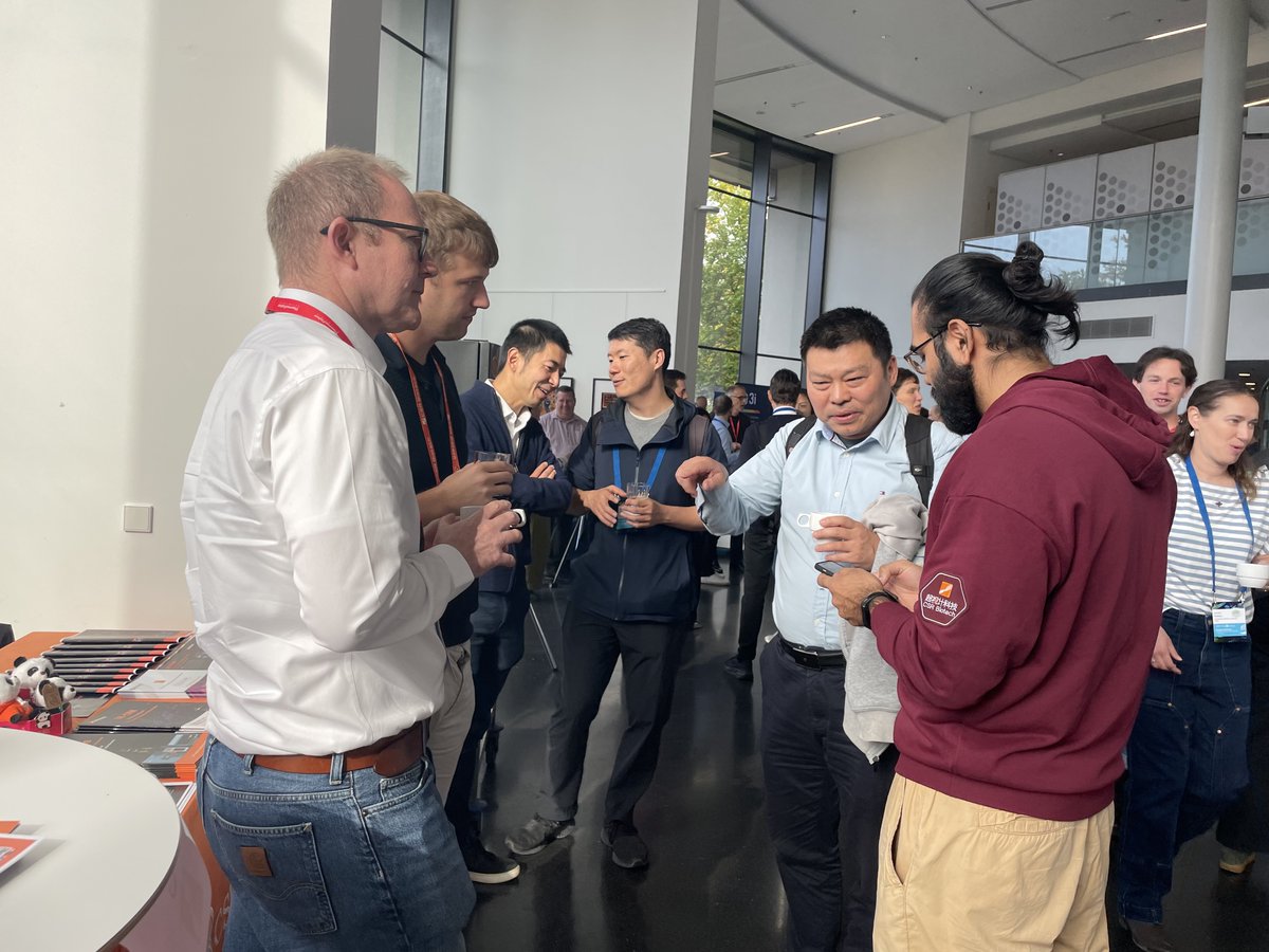 CSRBiotech's tweet image. 🙏 Thanks for an amazing Seeing is Believing symposium @EMBLEvents ! Great to share ideas on super-resolution imaging at Booth #05.

👉 Next: MiFoBio 2025 @GDR_ImaBio in France — with hands-on workshops! Sign up for your session —  calendly.com/csrbiotech/mif…

#superresolution