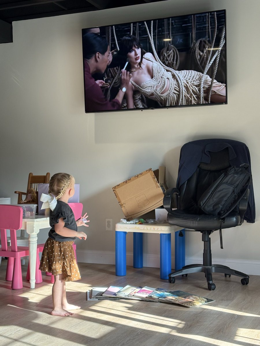 My little swiftie keeps this on repeat all day! <a href="/taylorswift13/">Taylor Swift</a> <a href="/taylornation13/">Taylor Nation</a> #TheFateOfOphilia #TheLifeOfAShowgirl