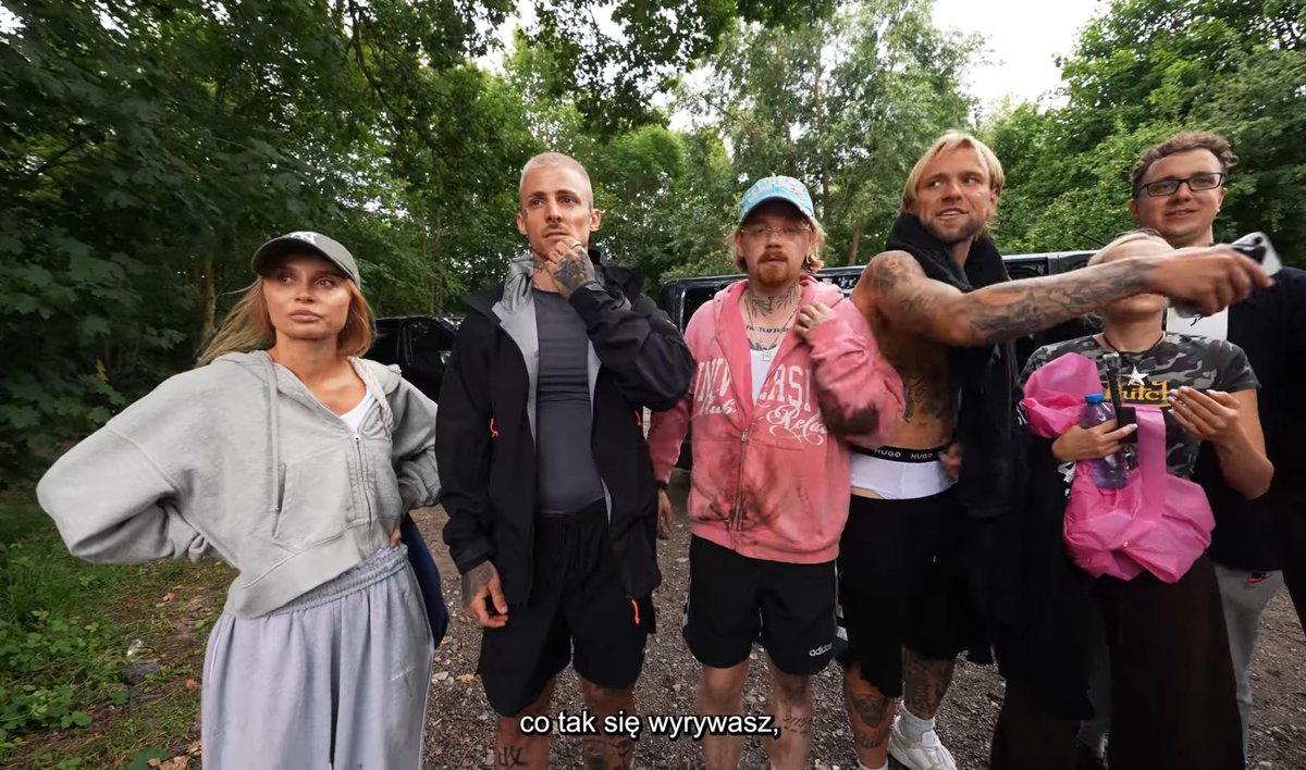 brakmitlenu's tweet image. żaklina zrobiła dużo, zapamiętała cyfry i kolory, więc zasłużyła na top3, ale puchaczowi się nie podoba, a nikt nie potrafi mu się postawić tylko słuchają go jak pieski XD #sabotażysta #sabotażysta4