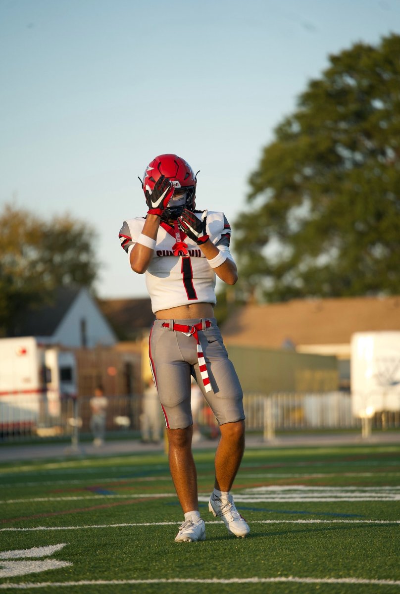 Check out my mid szn highlights
Games 1-5 👹 <a href="/VBSalemFootball/">VBSalemFootball</a> <a href="/MarkHall_59/">Mark Hall III</a> 
hudl.com/v/2SwB94