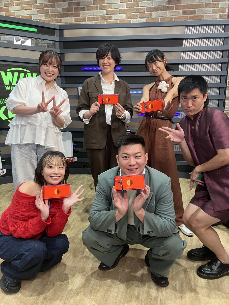 nanako_aizawa's tweet image. #ミッドナイト競輪 🌃
ありがとうございました😊

久々に万車とれたー！！
2車も舐めたらダメですね🥺
まくろう👻もみんなに愛されて良かった😌✨

真未さん、ミスター大冒険。の御二方
希帆さん、まつかよさんとご一緒でした！
賑やかで楽しかったです！
ありがとうございました🍊🍫