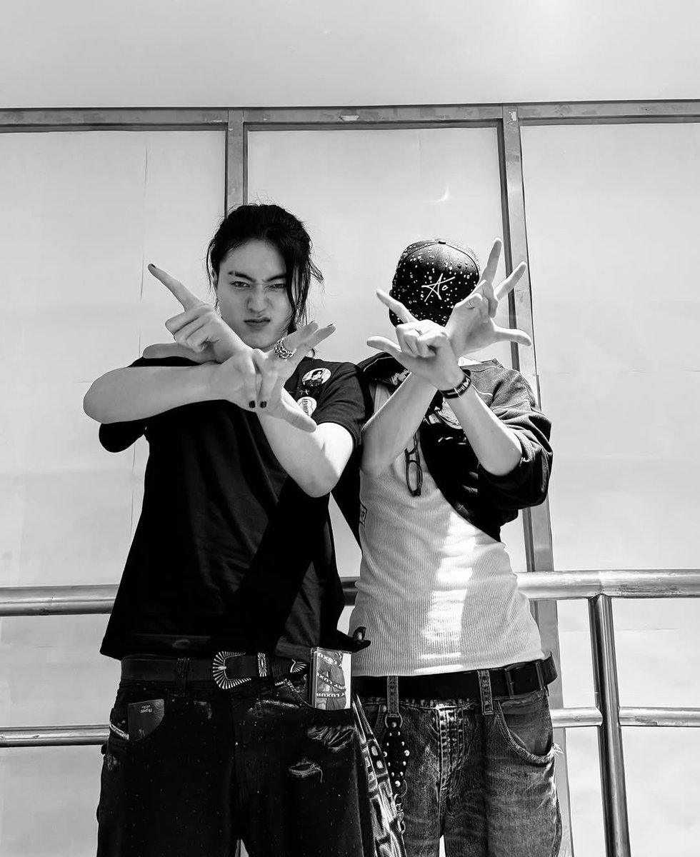 🩶️️ tweet media