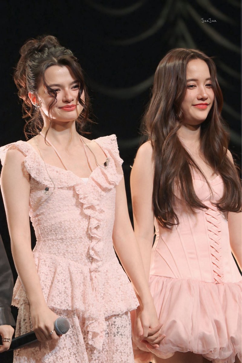 ckrotokki_2's tweet image. :🤍)

SAROCHA REBECCA HAPPY TIME
#FreenBeckyFMinOsaka
#ฟรีนเบค #FreenBecky
#srchafreen #beckysangels