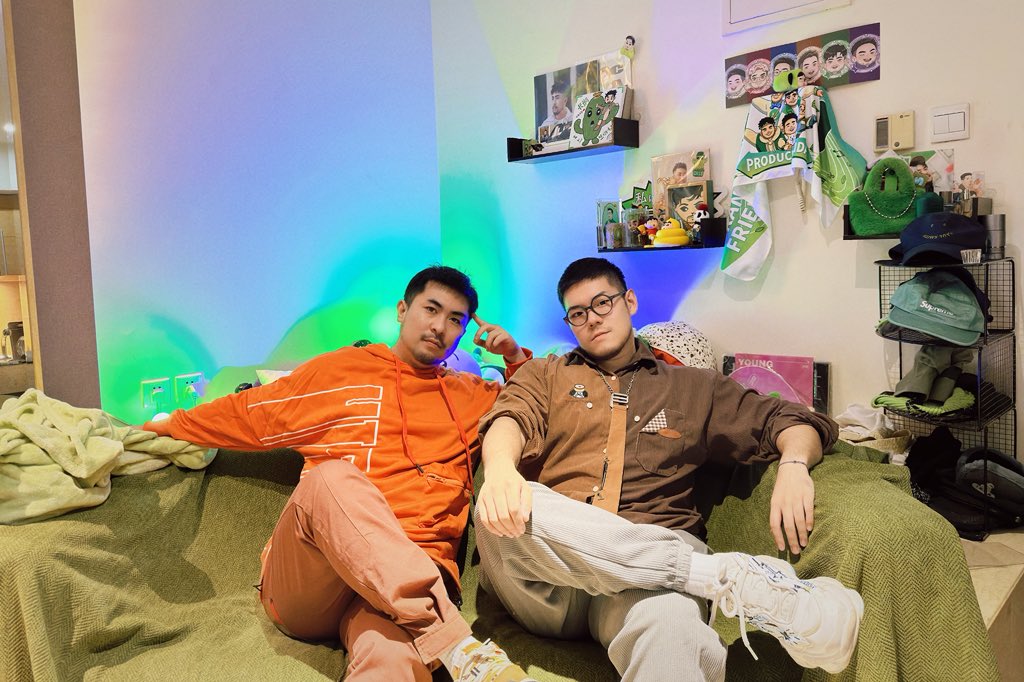 ProPandas_Cass's tweet image. Today’s guest—@ProPandas_Husky 💚💙