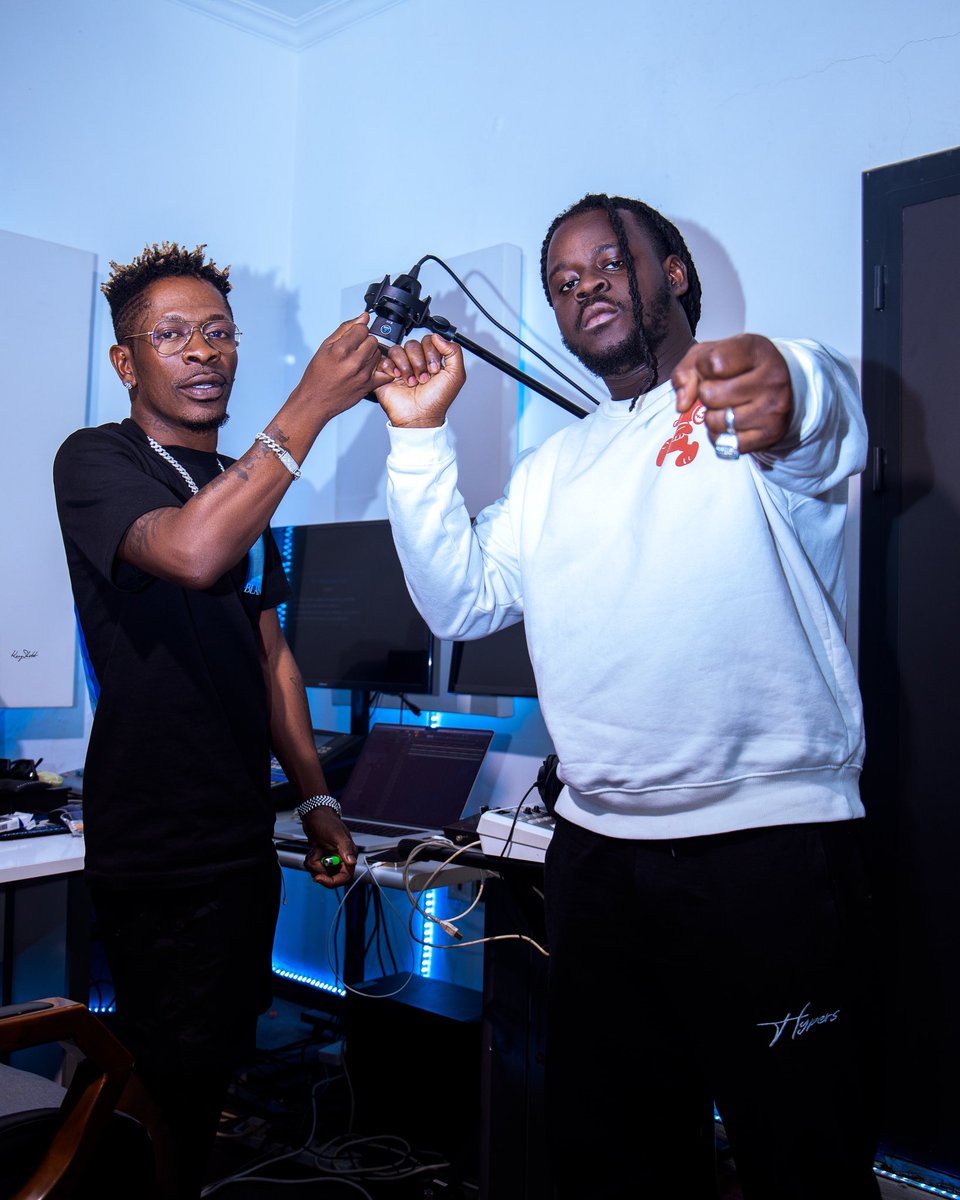 JupitarOfficial's tweet image. 21 YEARS AGO WE WERE HOMELESS, SLEEPING AT THE BEACH ALMOST EVERY NIGHT BUT FULLY FOCUSED AND DETERMINED FOR SUCCESS, OUR ONLY HOPE WAS OUR TALENT AND WE USED TO SAY “WE GO MAKE AM” MIDNIGHTS REHEARSALS AT THE BEACH PAID OFF. YOU DESEVE IT ALL &amp;amp; MORE BRO! @shattawalegh ❤️❤️ ⭐️lyf