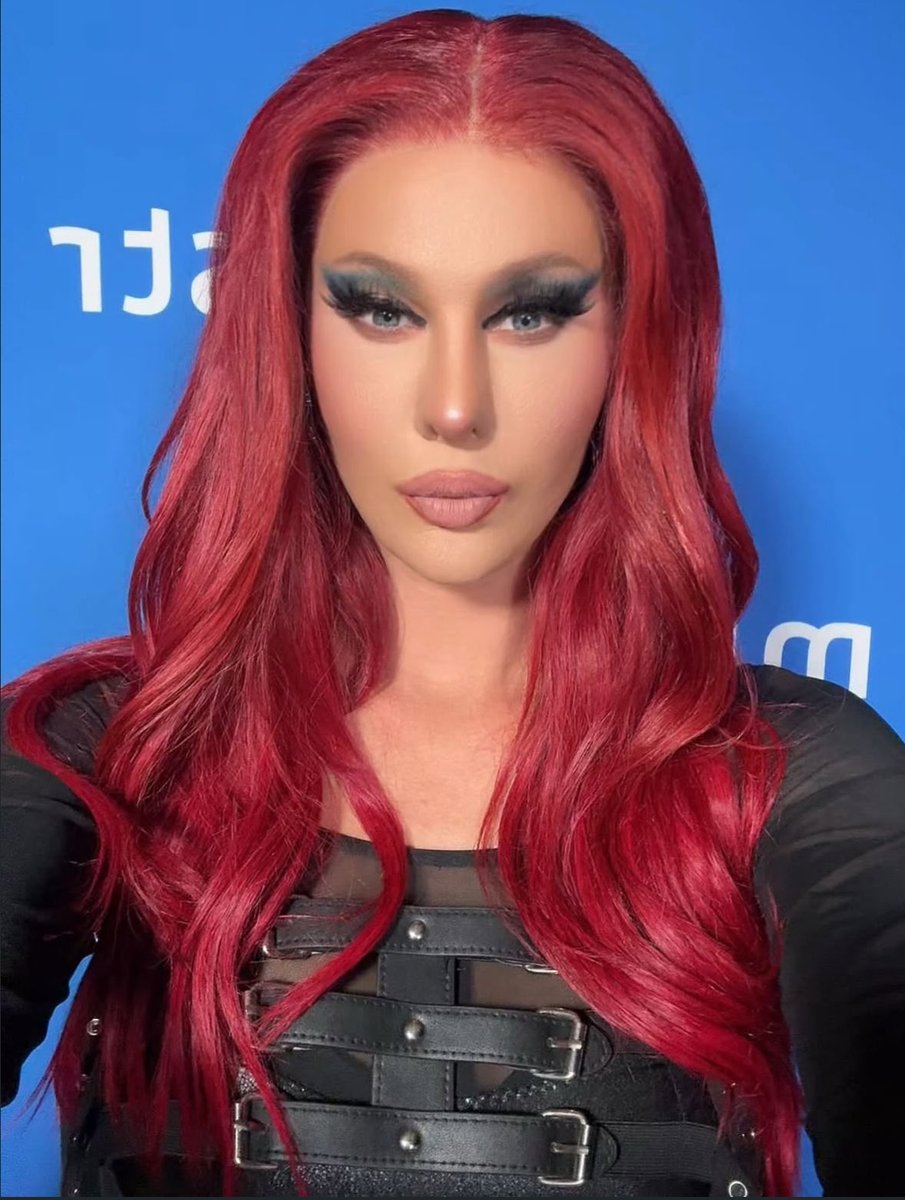 Drag Crave tweet media