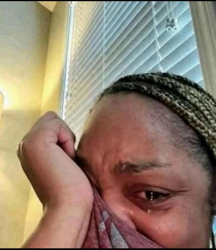 Lrt small qifrey smiling